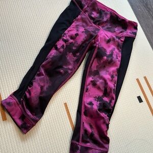 Lululemon size 2 Stop At Nothing Crop